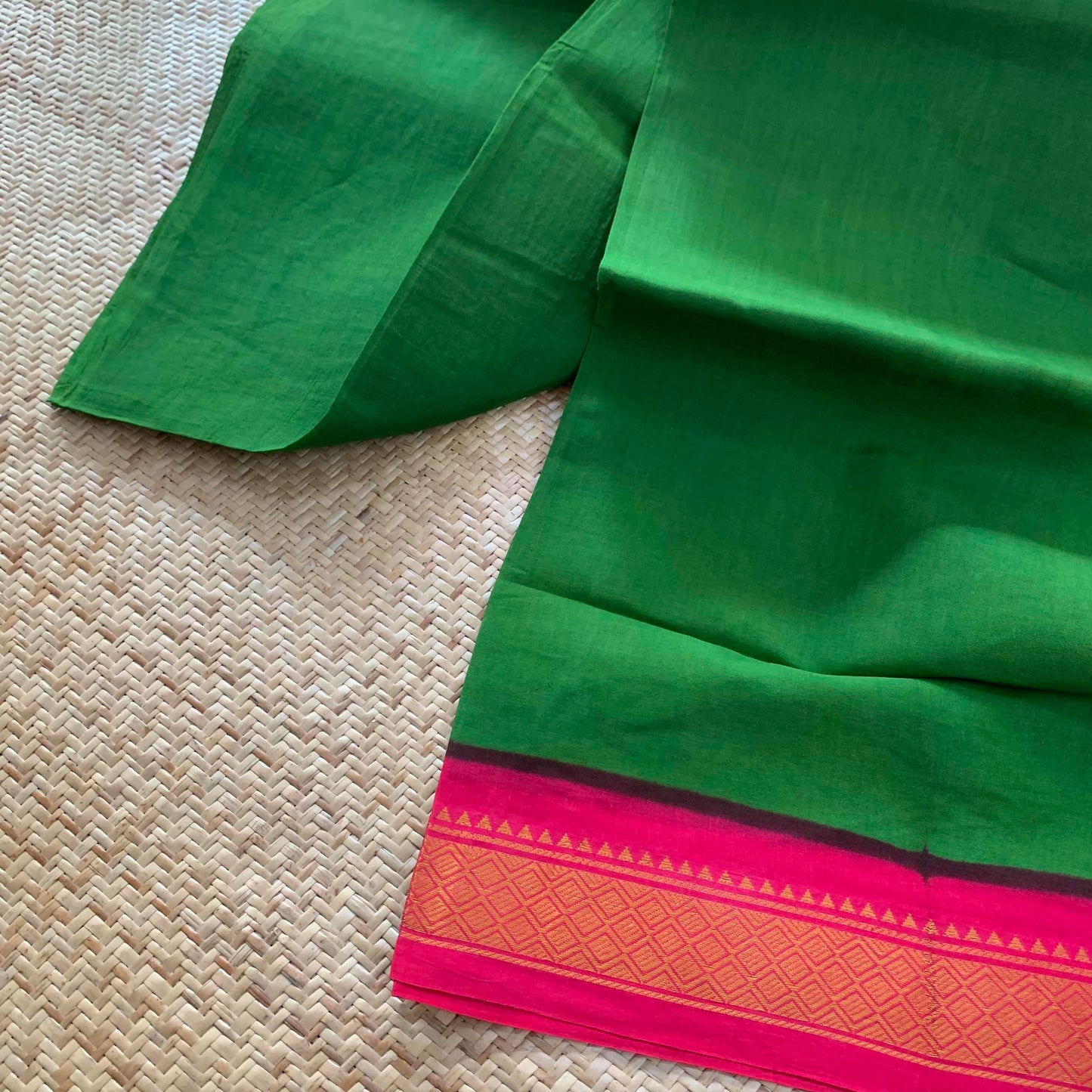 Green Saree With Pink Half Fine Zari Border, Clamp dyed (Kattu sayam).