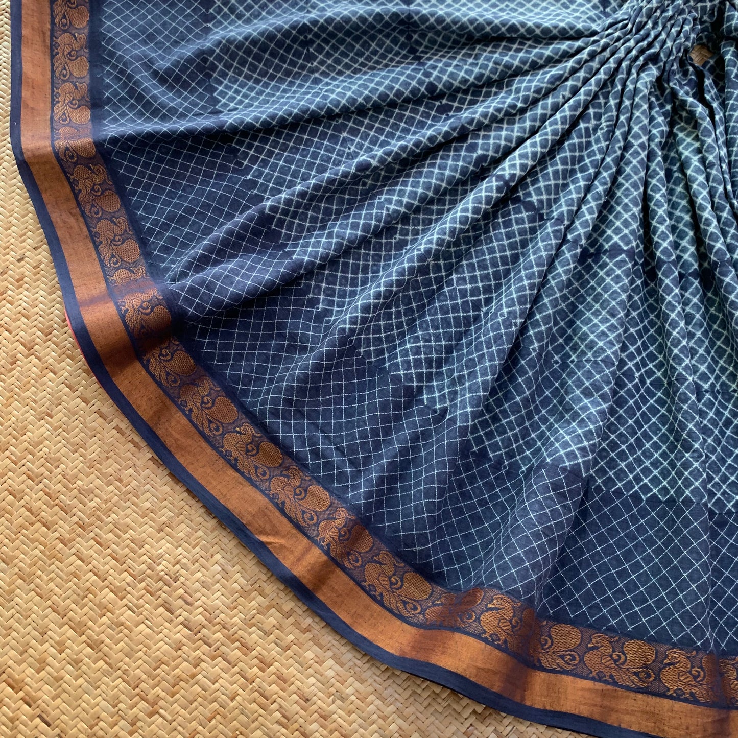 Blue with Salmon, Shibori Sungudi Cotton Saree