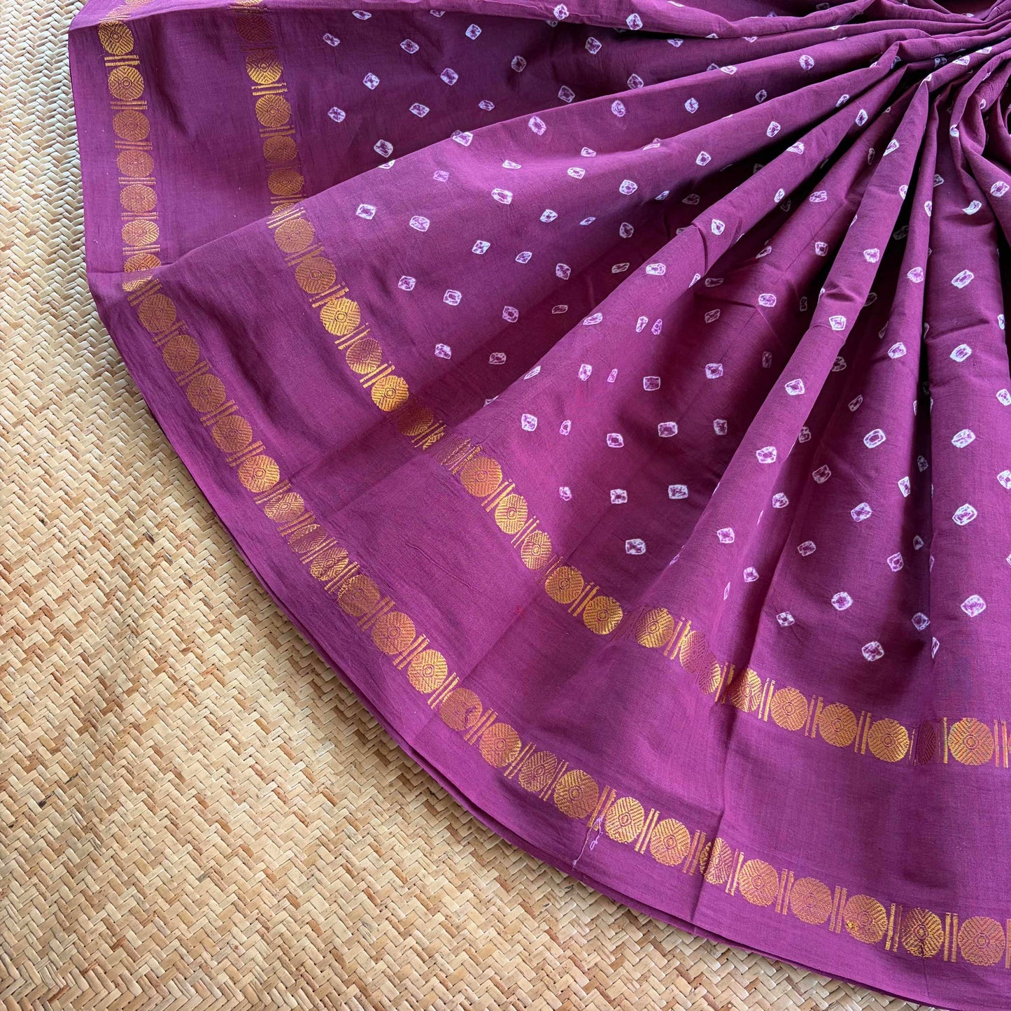 Dusty Purple Saree, Hand knotted Sungudi On a Rudraksham Border Cotton saree, Kaikattu Sungadi