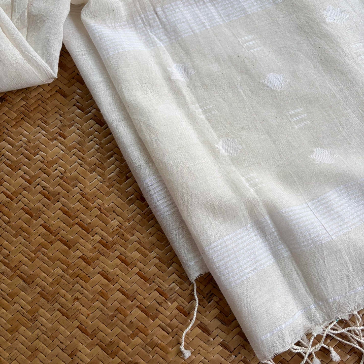 Off white, Jamdani Cotton Handloom Dupatta