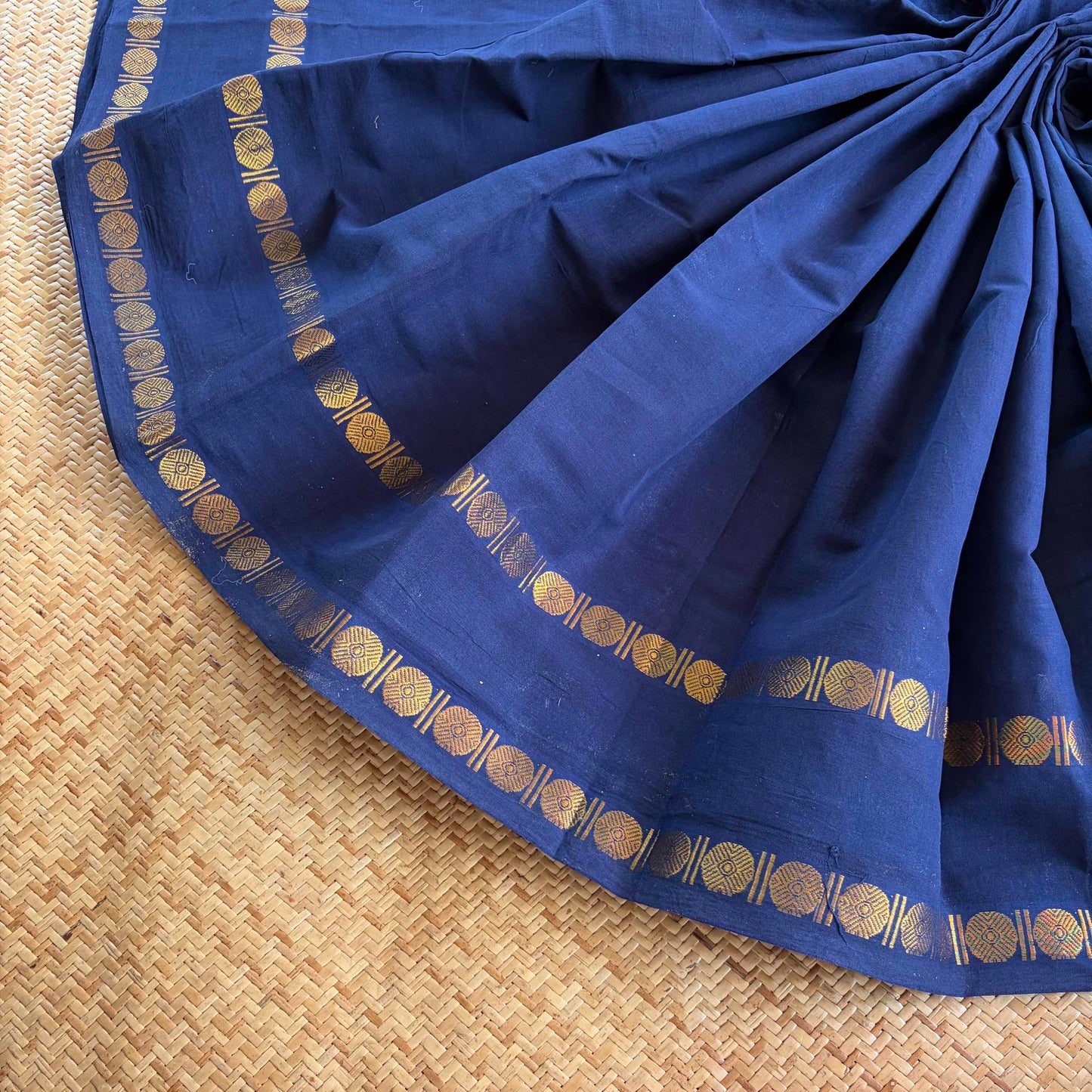 Navy Saree With Running Blouse , Zari Rudraksham Rettai Pettu Border , Clamp dyed (Kattu sayam)