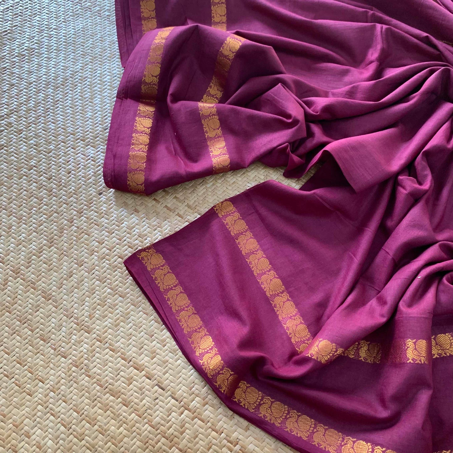 Deep Burgundy Saree , Zari Annam Rettai Pettu Border , Clamp dyed (Kattu sayam).