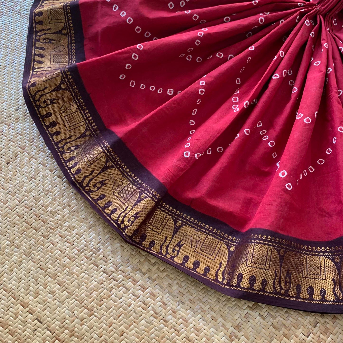 Red And Brown, Hand knotted Sungudi , Kaikattu Cotton Sungadi