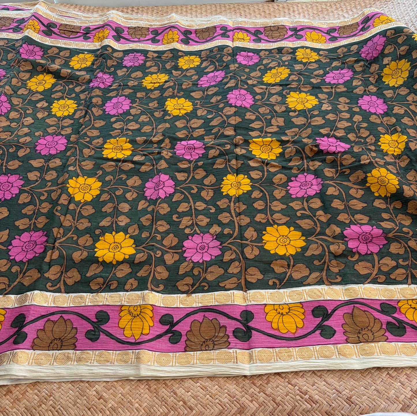 Green Kalamkari Hand Painted on Cotton Sungudi Saree With Blouse