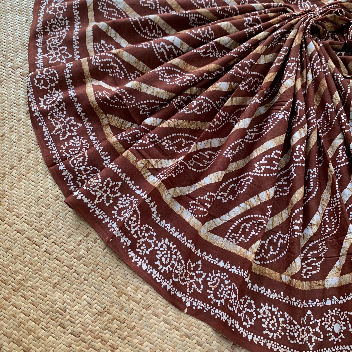 Brown Hand Crafted wax print Sungudi Mul Mul Cotton Saree