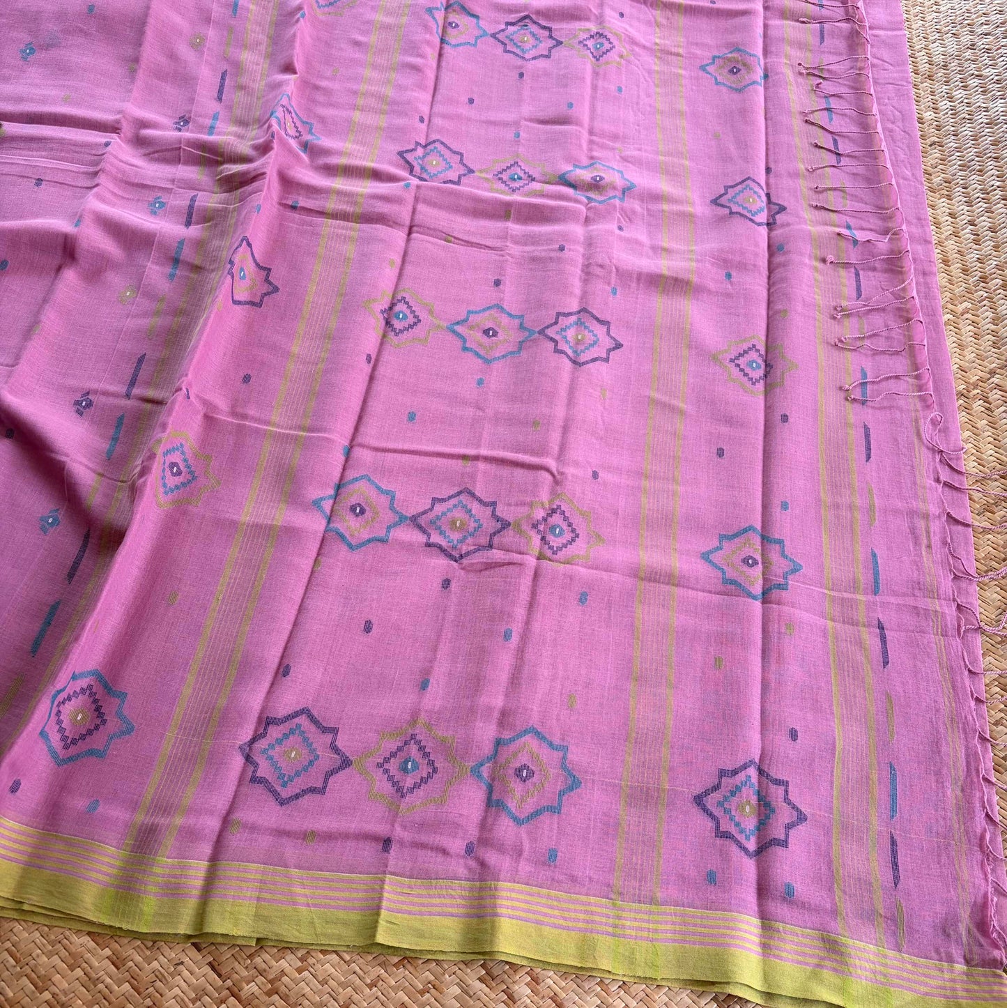 Dusty Pink Handwoven Jamdani Soft cotton Saree