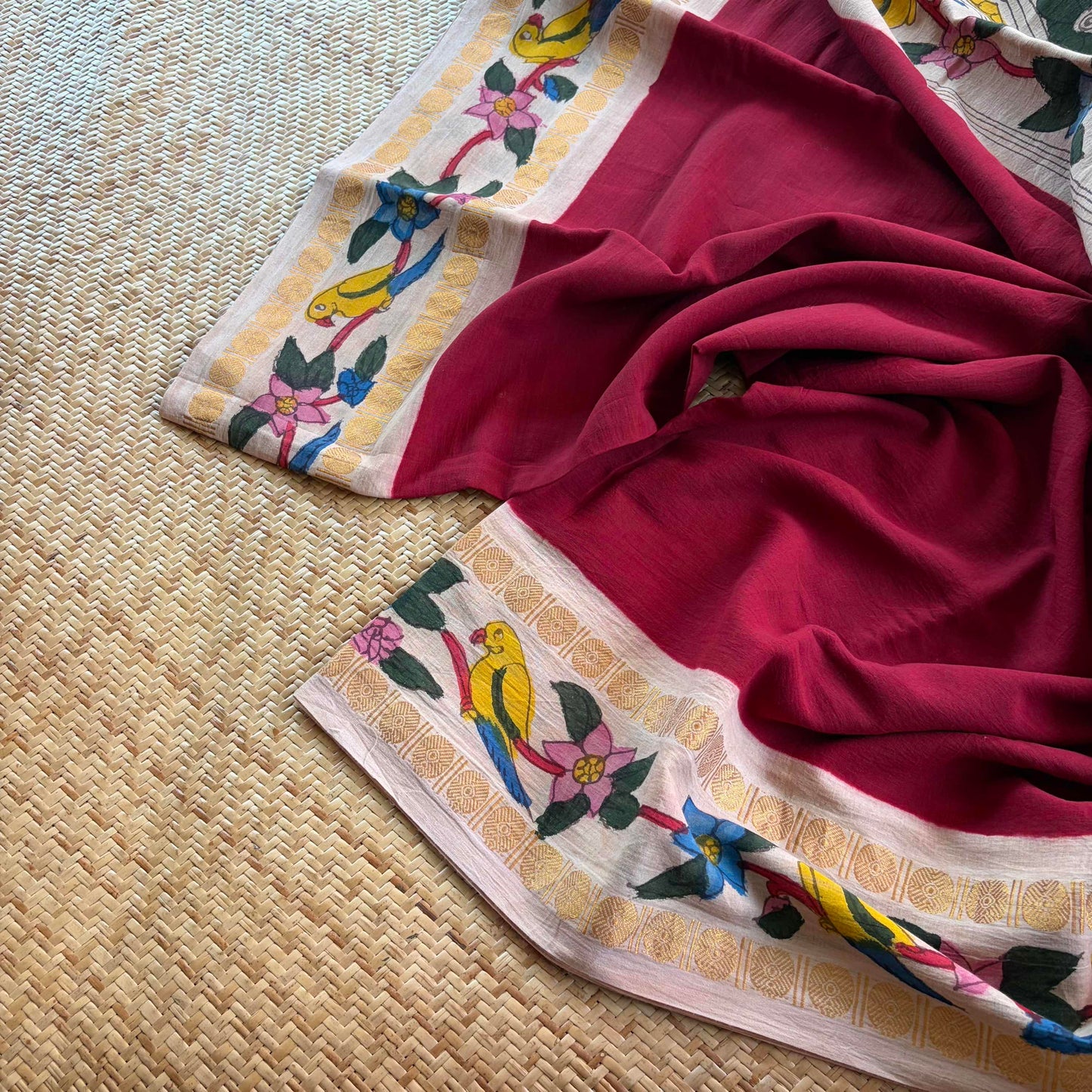 Parrot 🦜 - Kalamkari Hand Painted on a Madurai Sungudi Cotton saree. With Blouse