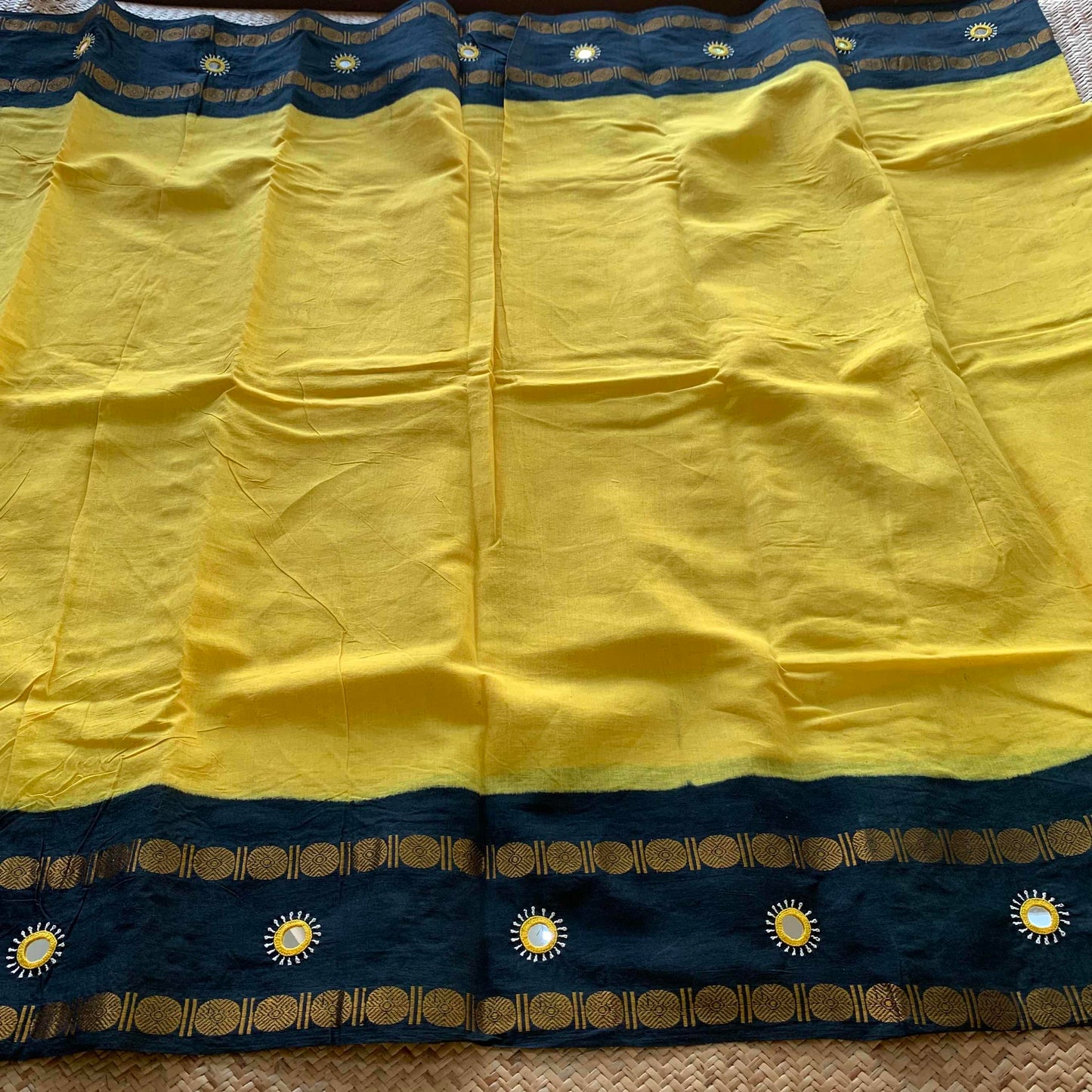 Sungudi Saree with multi colour thread Lambamdi embroidery