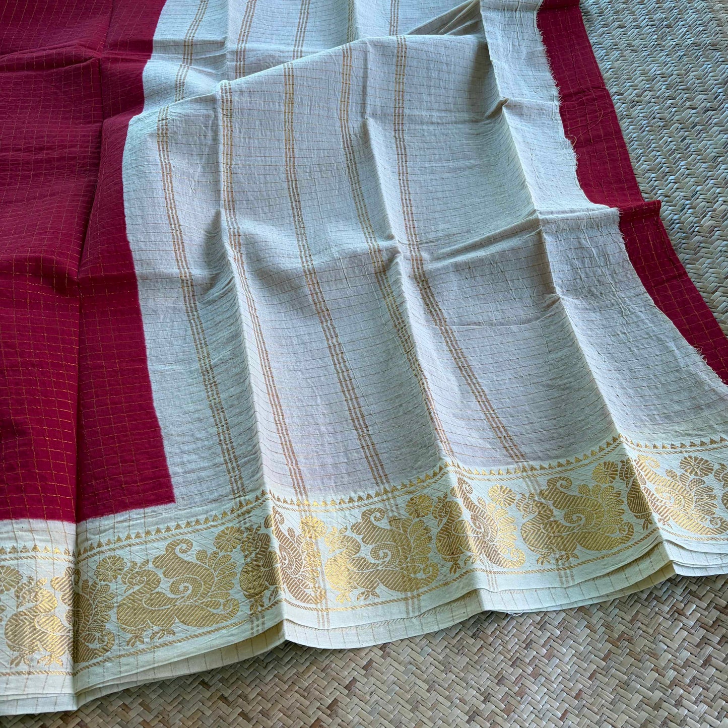 Maroon, Zari Kattam Sungudi