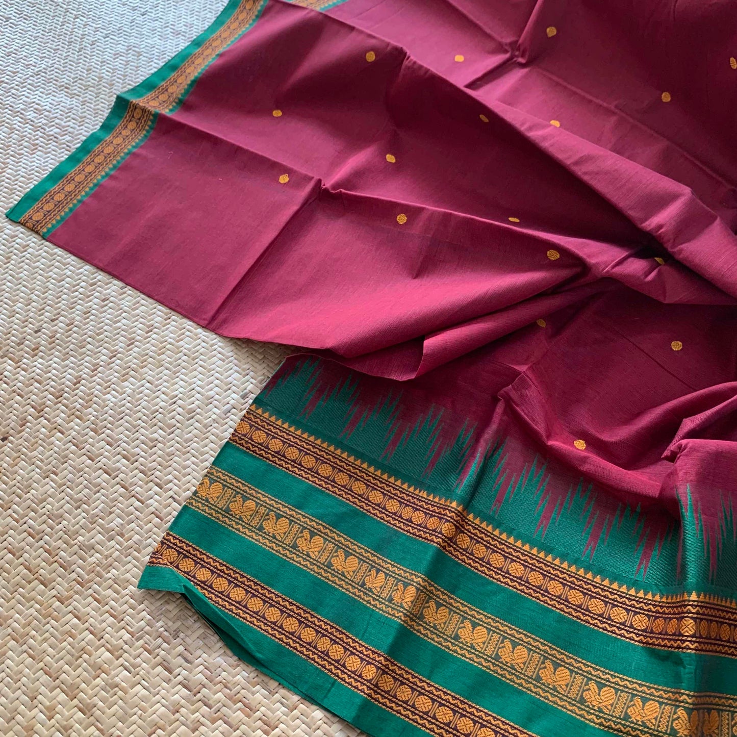 Maroon Saree With Thread Border, Chettinadu Cotton Saree