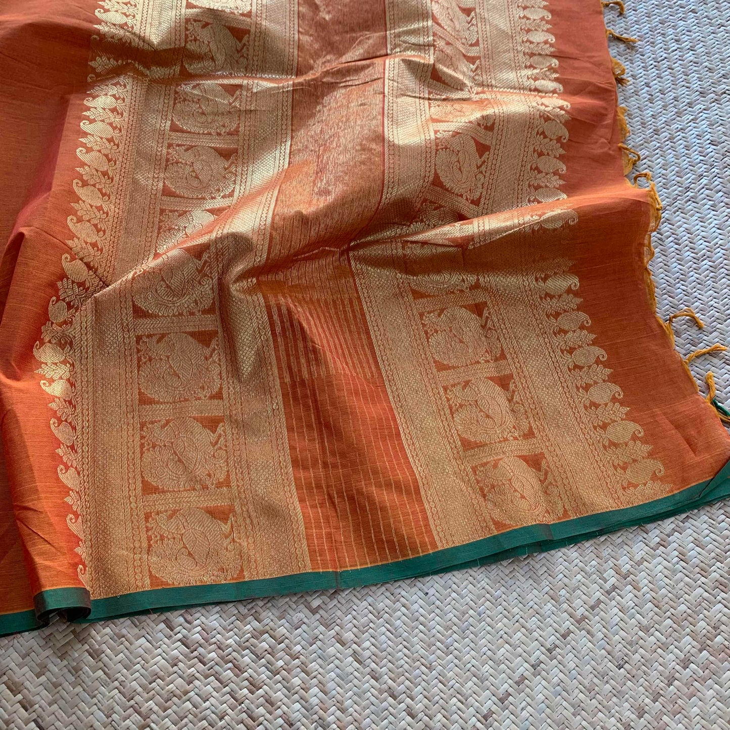 Orange Sare Grand Pallu, Mayil Chakkaram Butta, Kanchipuram Cotton Saree