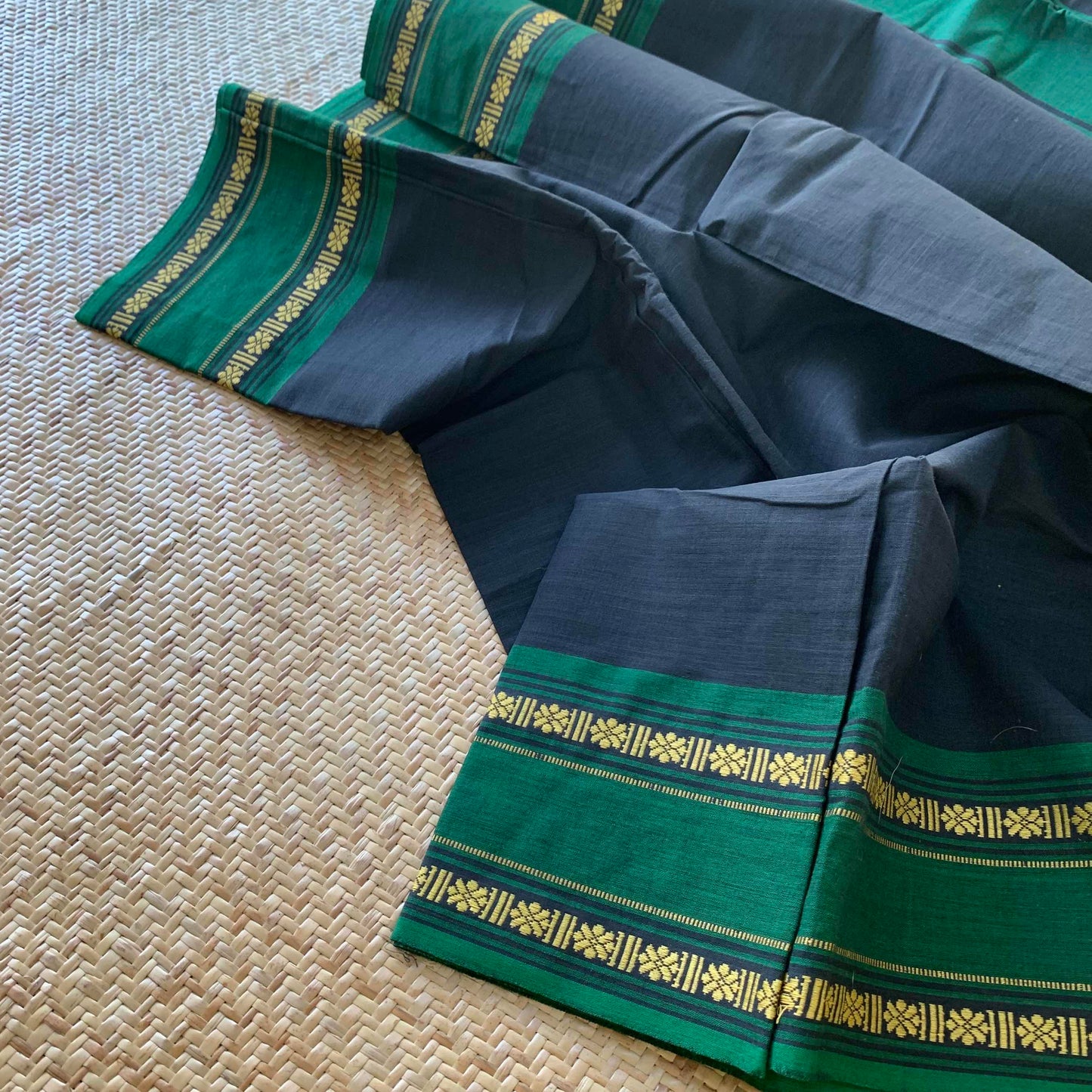 Black, Dance practice saree