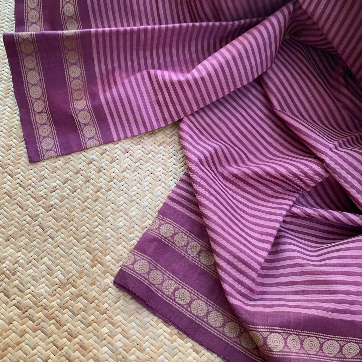 Purple , Hand Woven Cotton Saree