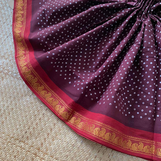 Brown With Red Wax Print, Half Fine Zari Premium Sungudi Cotton Sarees