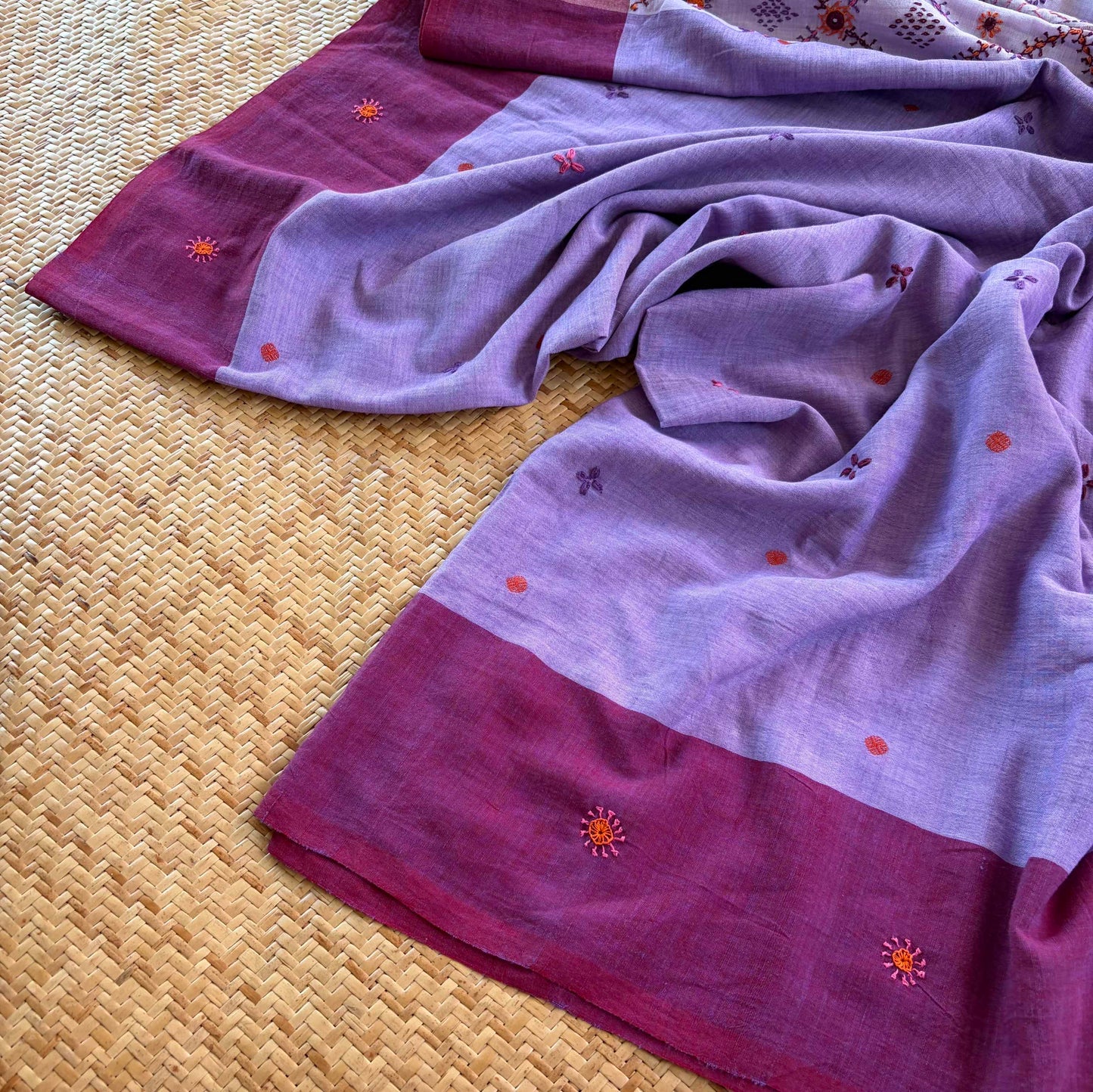 Aruppukottai Handloom Saree with multi colour thread Lambamdi embroidery
