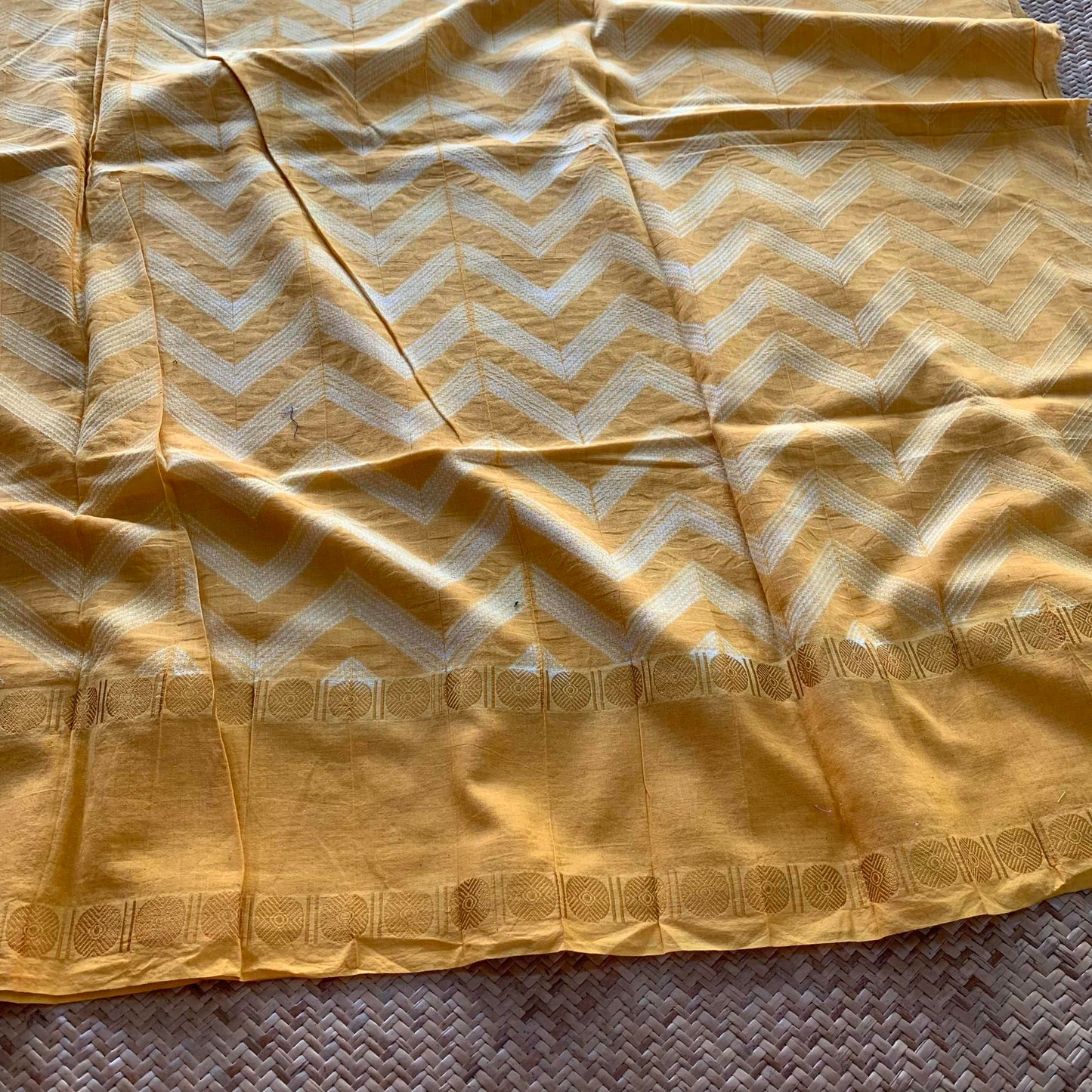 Wrestling Deer - Yellow, Hand Crafted Shibori Sungudi Cotton Saree