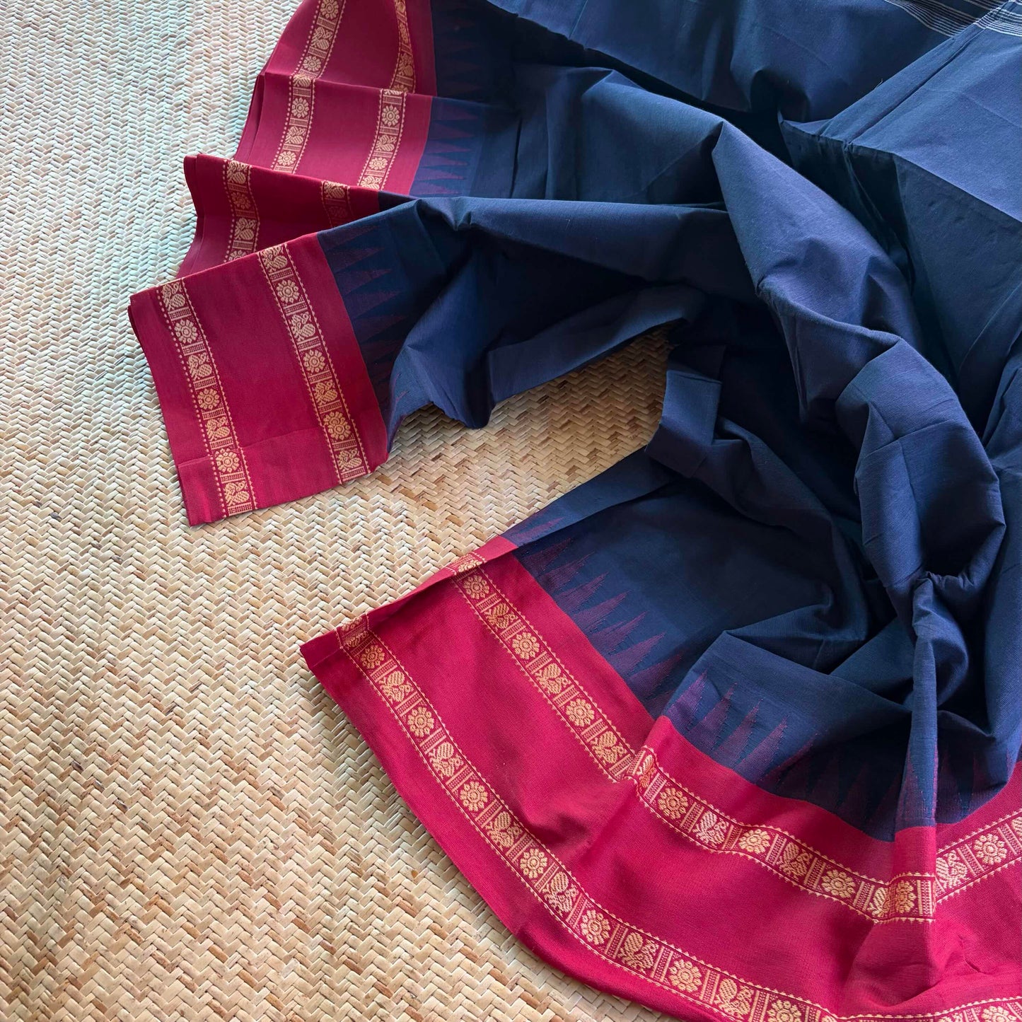 Chettinad Cotton Saree, Navy Saree with Korvai Border