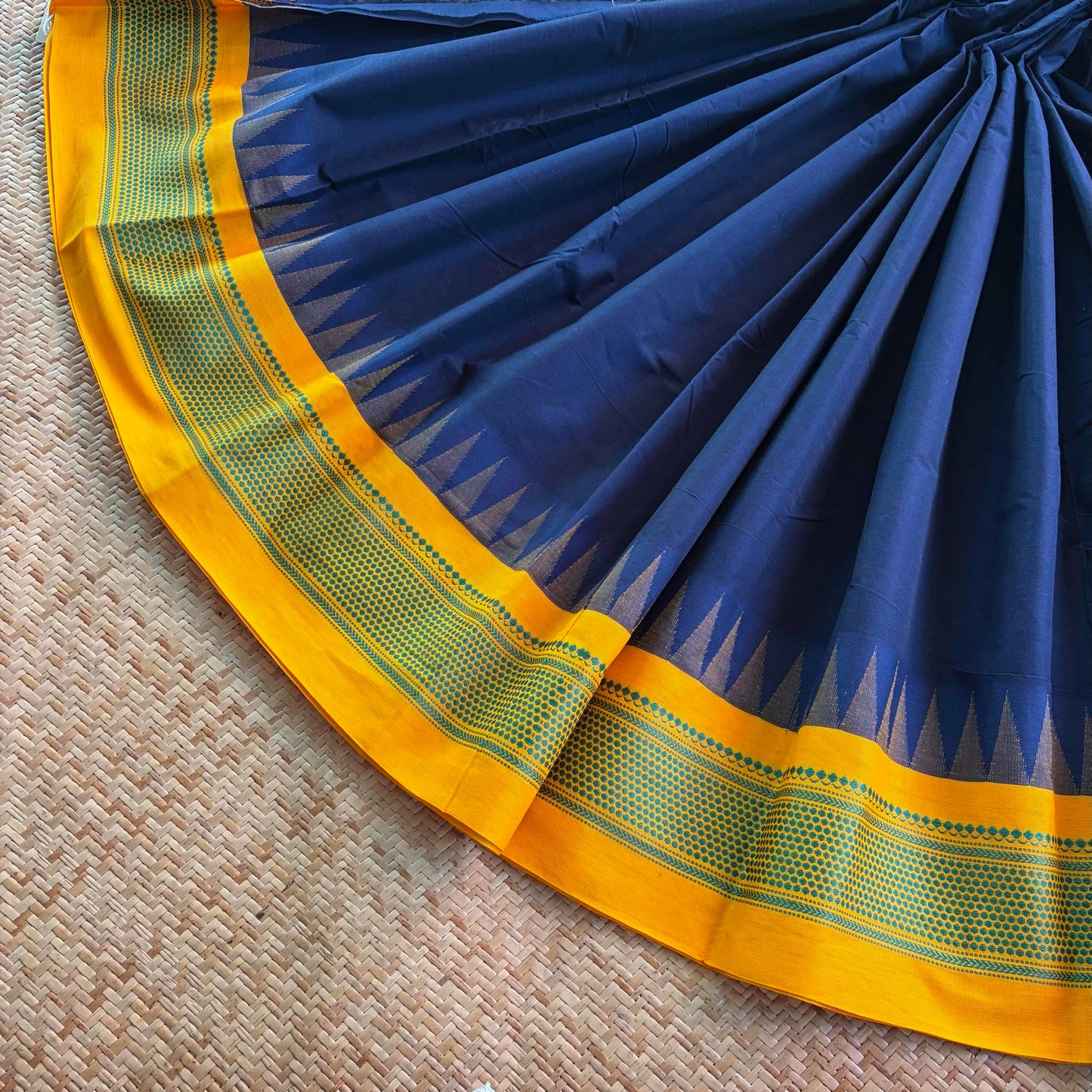 Chettinad Cotton Saree, Navy Saree with Korvai Border