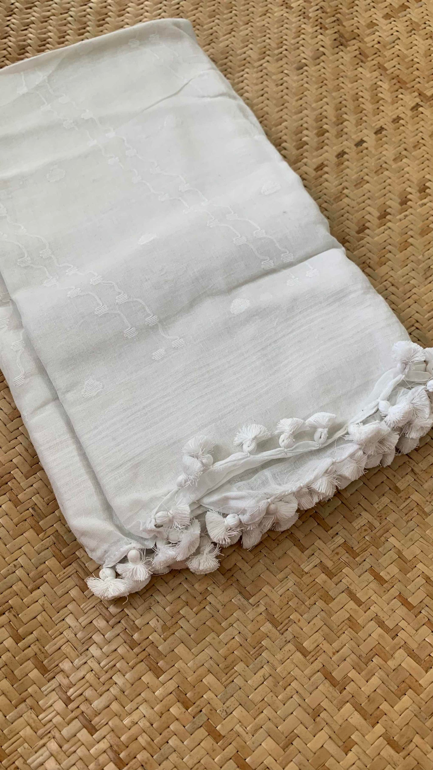 Pure White, Handwoven Jamdani Soft cotton Saree