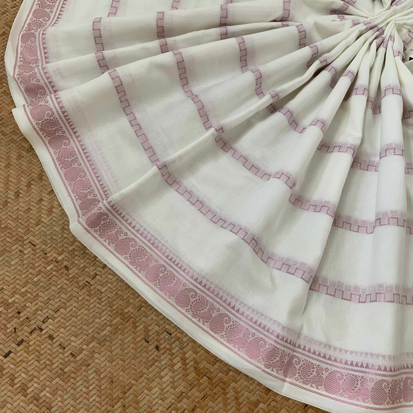 Kasavu Cotton Saree With Zari Pink Border