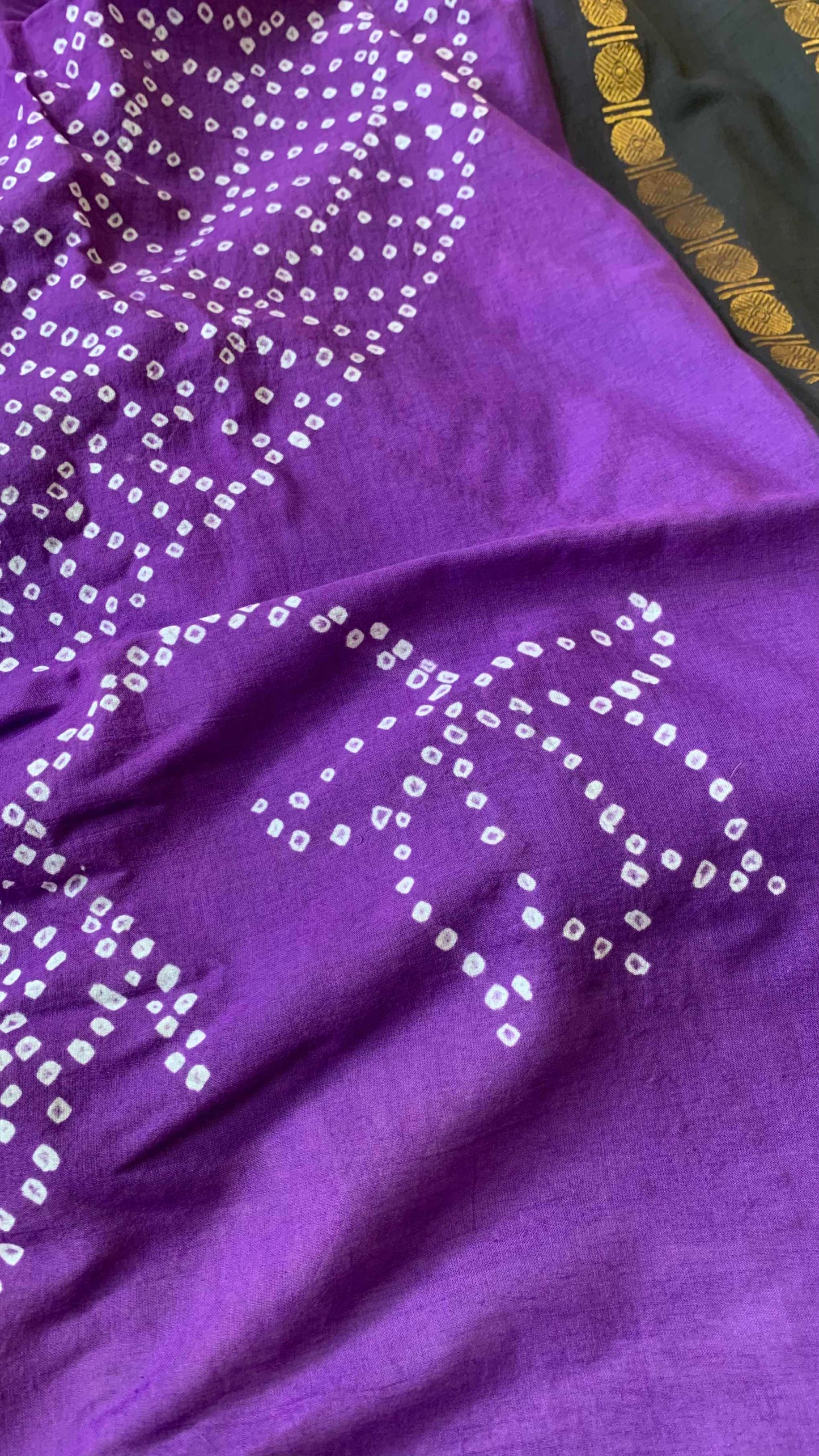 Purple Saree With Bottle Green Rudraksham Border, Hand knotted Sungudi Cotton saree, Kaikattu Sungadi, Iruthalai Annapakshi