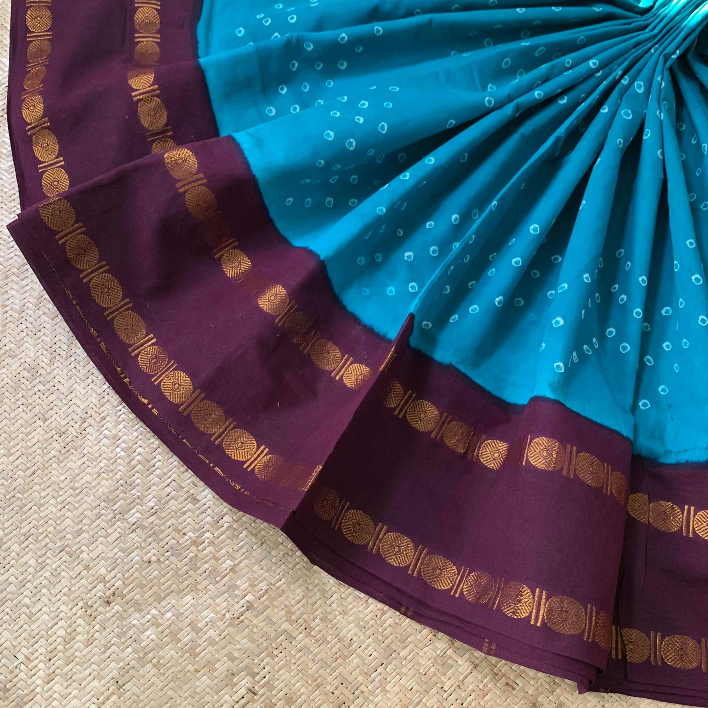 Blue Saree Brown Border, Hand knotted Sungudi On a Rudraksham Border Cotton saree, Kaikattu Sungadi