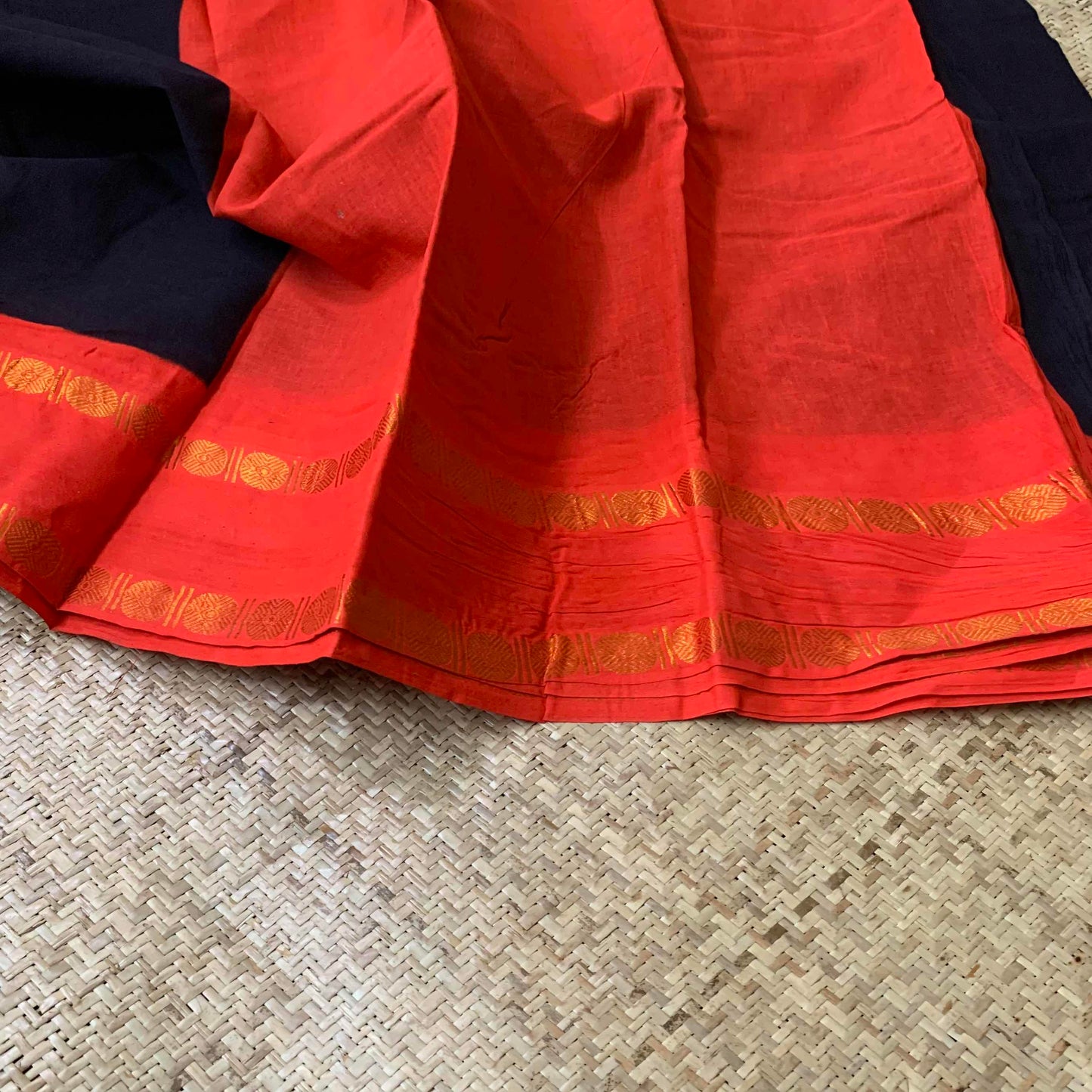 Black Saree With Red Border Rudraksham, Clamp dyed (Kattu sayam).