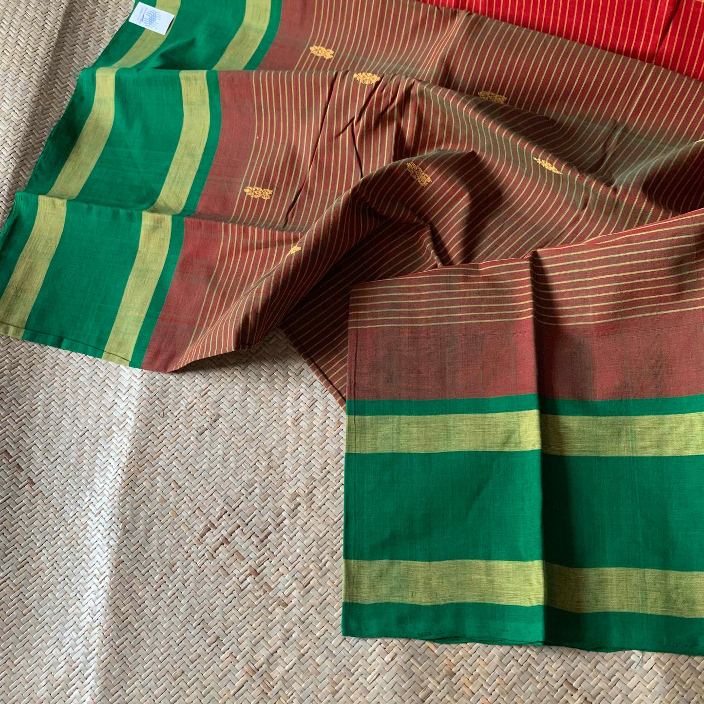 Arupukottai Handwoven Saree, Manthulir