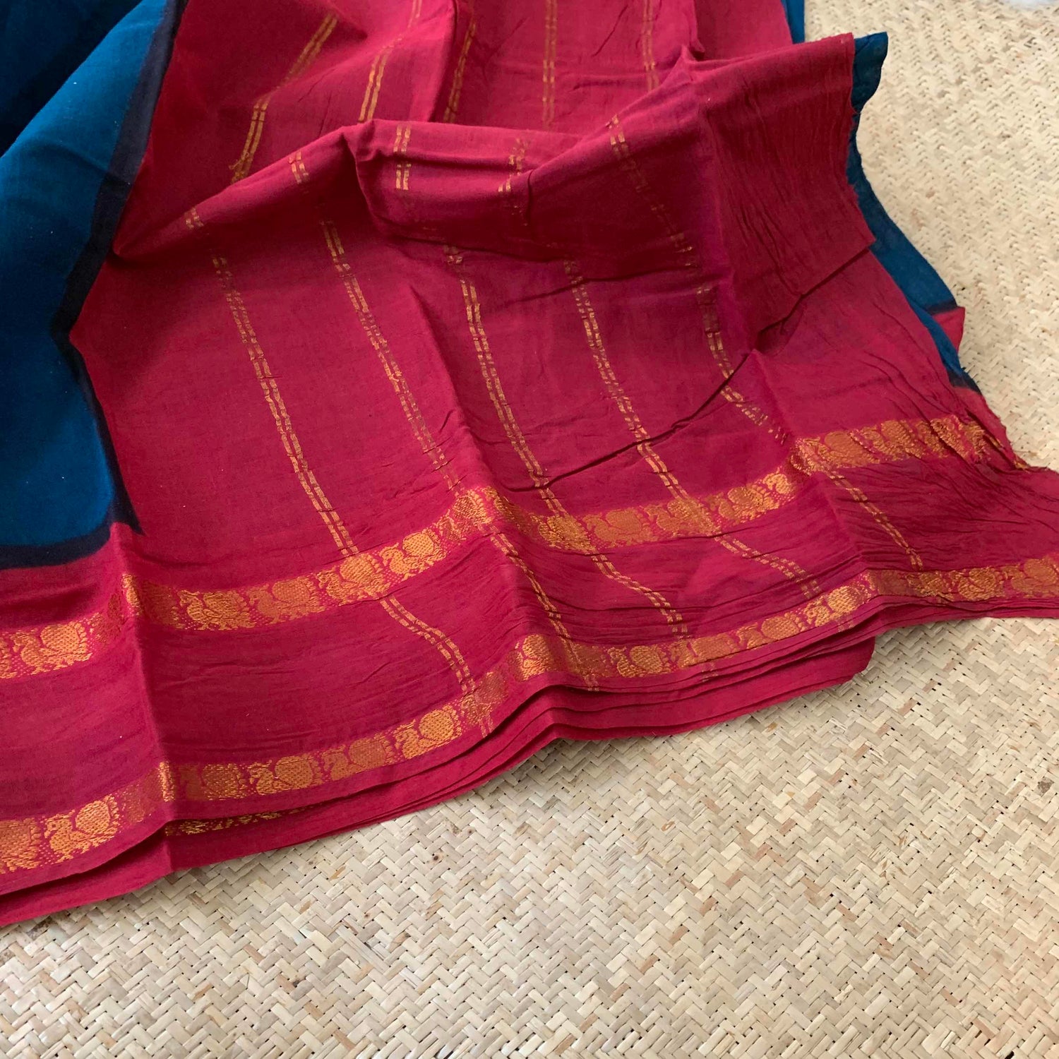 Kuppadam silk cotton saree blue and red with allover zari woven buttas –  Prashanti Sarees